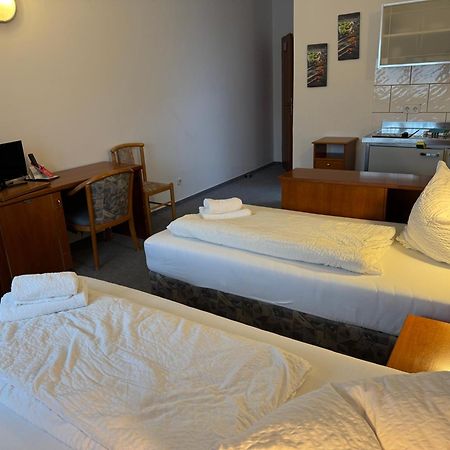 Gaestezimmer Gasthof Becker Otel Wulfrath Dış mekan fotoğraf