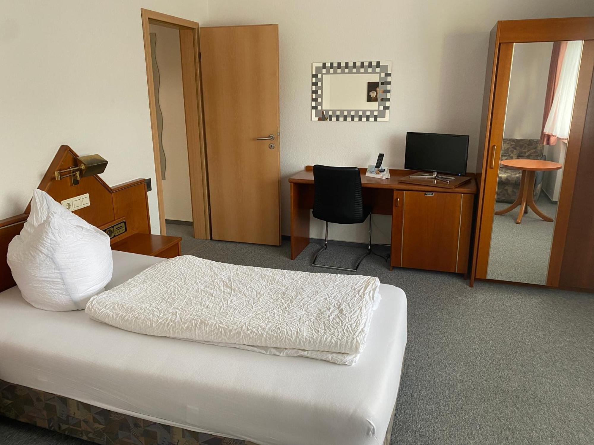 Gaestezimmer Gasthof Becker Otel Wulfrath Dış mekan fotoğraf