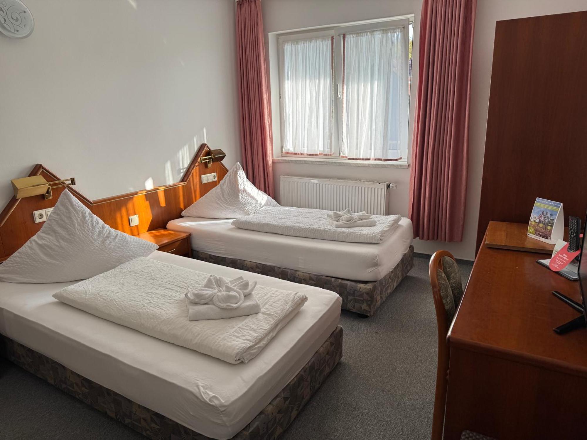 Gaestezimmer Gasthof Becker Otel Wulfrath Dış mekan fotoğraf