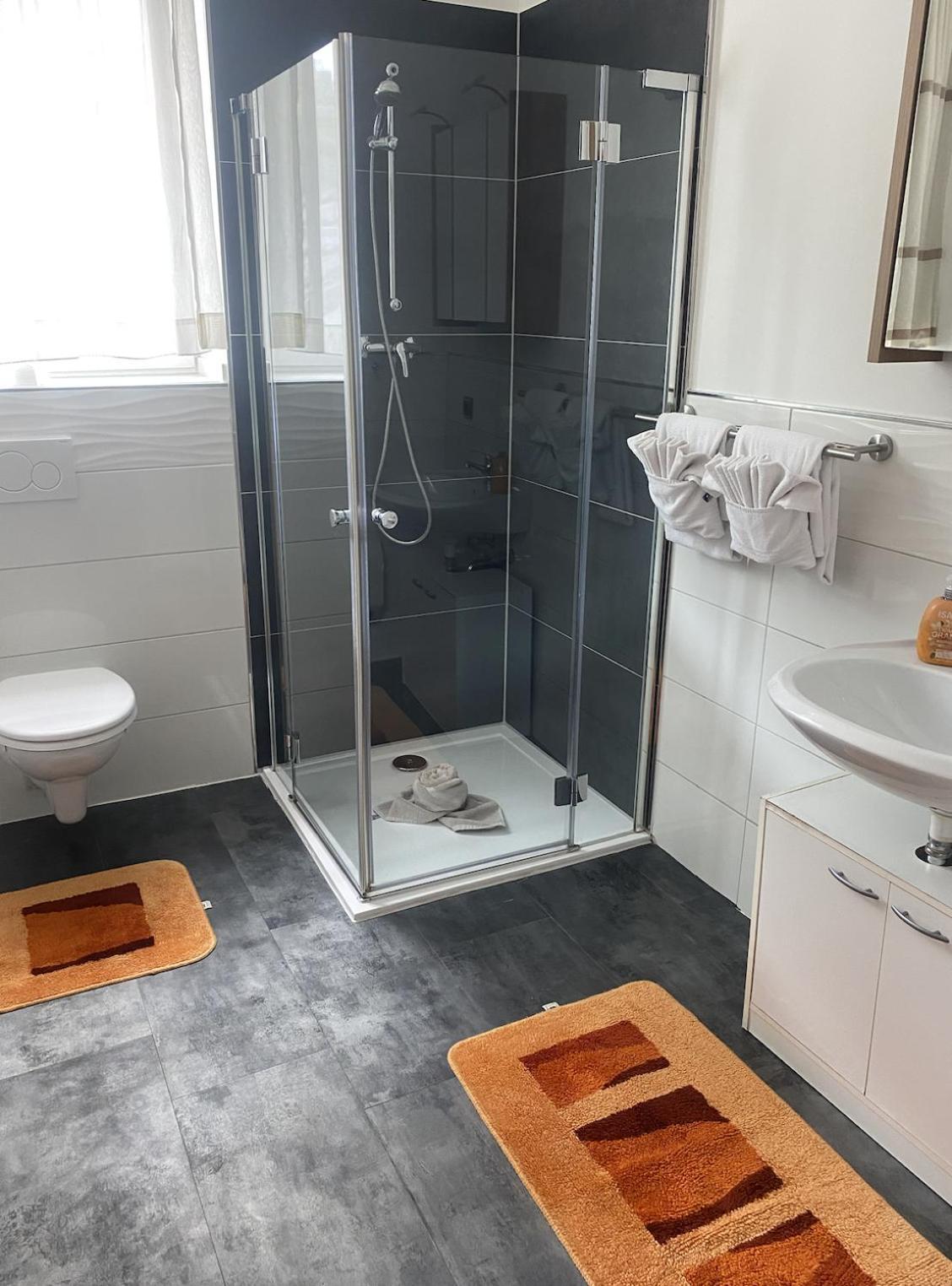 Gaestezimmer Gasthof Becker Otel Wulfrath Dış mekan fotoğraf
