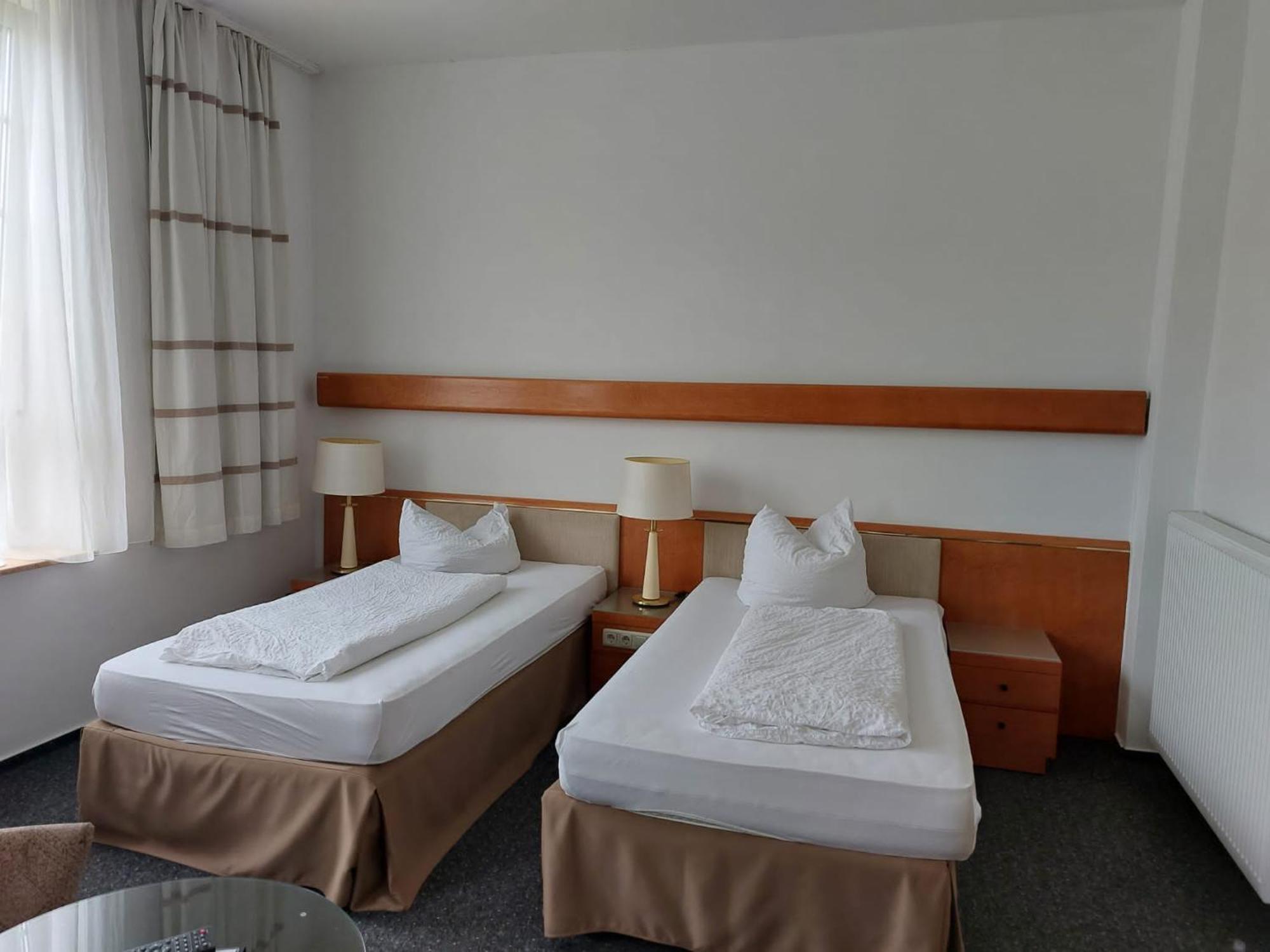 Gaestezimmer Gasthof Becker Otel Wulfrath Dış mekan fotoğraf